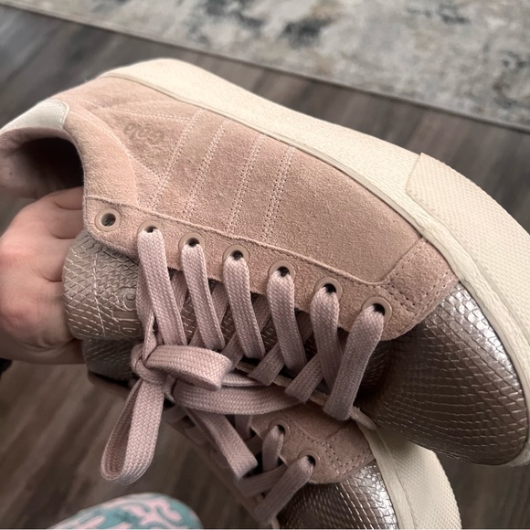 Gola Orchid Viper Blossom Pink Lace-Up Platform Sneakers - Picture 8 of 12